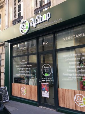 Front of shop at 2VShop in Paris