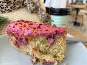 Orange cake with raspberry frosting served in 30C heat…   at Serpentine Bar & Kitchen in London