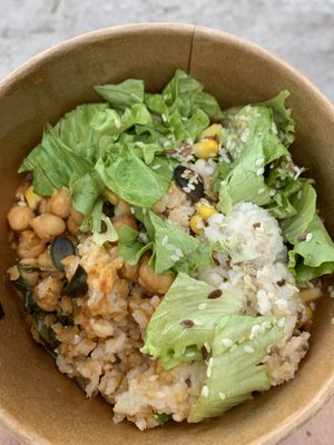 Chickpea curry at Avokado in Koper