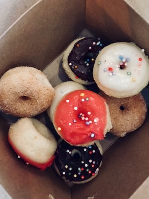 Mini doughnuts £1/each or 4 for £3.50 at Plantbase Cafe in South West London