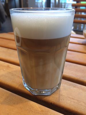 Oat milk macchiato  at Naturgut  in Leinfelden-echterdingen