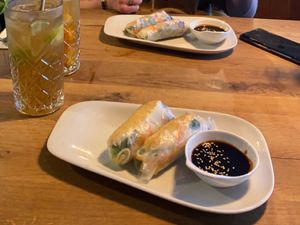 Vegane Sommerrollen   at LUA in Essen