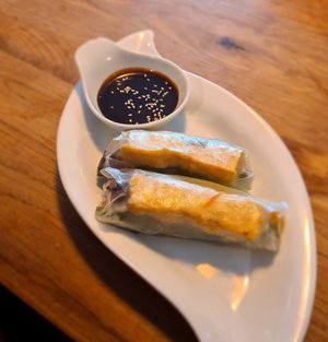 Sommerrollen mit Tofu at LUA in Essen