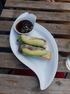 Mango avocado roll at LUA in Essen