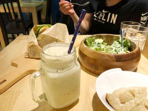 Crazy mama smoothie 南洋媽媽果昔 at Happy Green - Tainan Wei Le Lu in Tainan