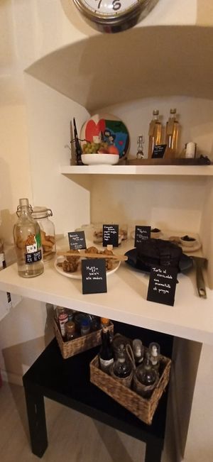 Colazione abbondante, dolce e salata at Un Tempo Per Te - Vegan B&B in Dro