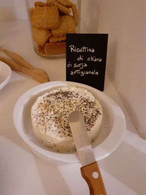 Home-made vegan cheese  at Un Tempo Per Te - Vegan B&B in Dro