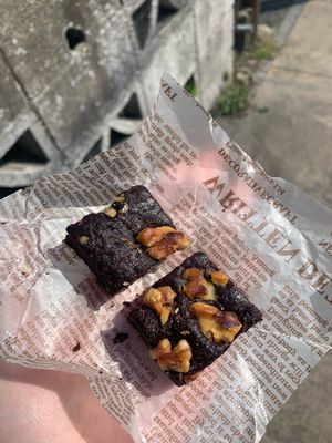 Delicious chocolate brownies  at Kuppila in Nara