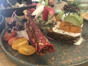 Lunch plate with open sandwich, mashed potato and veggies  at Plant Power Food in Copenhagen