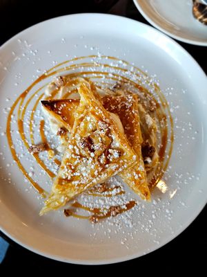 Salted caramel tartlet at Seasons Plant Based Kitchen in Salt Lake City