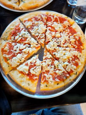 Pizza margharita at Seasons Plant Based Kitchen in Salt Lake City