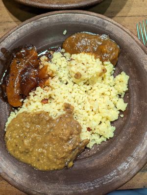 Just a few of the curries he offered :) at Coconut Sambol in Galle