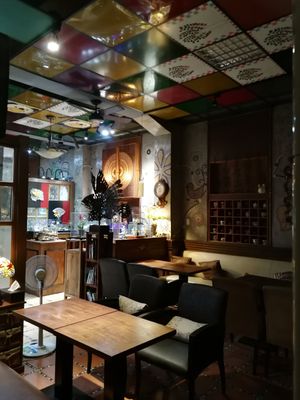 central dining area at Flower Space 花草空間 - HuāCǎo KōngJiān in Hualien