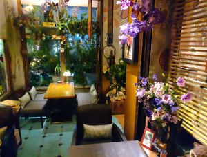 Seating area in front at Flower Space 花草空間 - HuāCǎo KōngJiān in Hualien