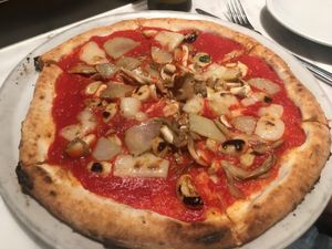Marinara pizza with potatoes, mushrooms, roasted garlic and vegan cheese.  at 800 Degrees - Shinjuku in Tokyo