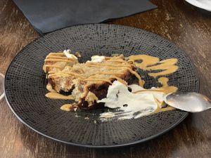   at Like An Elephant in Lyon