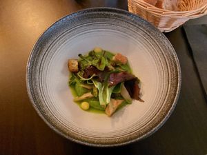 Starter: asparagus salad at Like An Elephant in Lyon