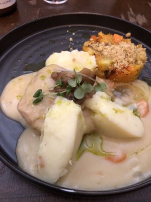   at Like An Elephant in Lyon