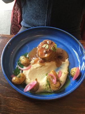   at Like An Elephant in Lyon