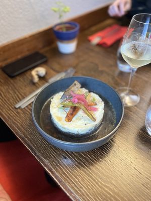   at Like An Elephant in Lyon