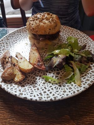  at Like An Elephant in Lyon