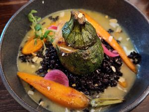  at Like An Elephant in Lyon