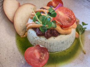  at Like An Elephant in Lyon