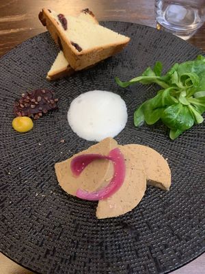  at Like An Elephant in Lyon