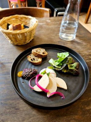  at Like An Elephant in Lyon