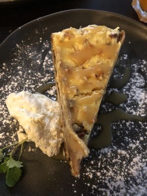   at Like An Elephant in Lyon