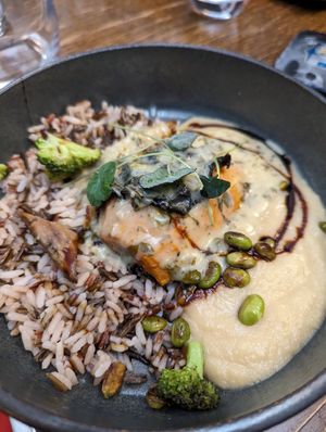 Filet de patate douce, riz, purée coco miso DÉLICIEUX at Like An Elephant in Lyon