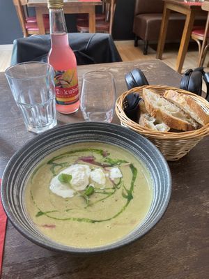   at Like An Elephant in Lyon