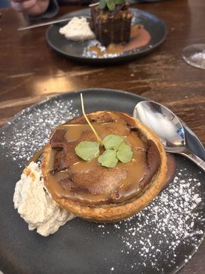   at Like An Elephant in Lyon