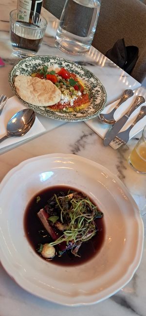 Entrées at Like An Elephant in Lyon