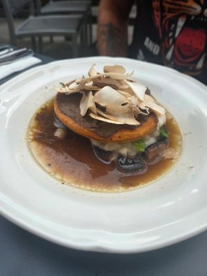 Portobello Poèlé at Like An Elephant in Lyon