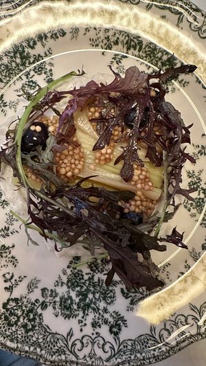 Braised leeks  at Like An Elephant in Lyon