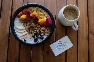 Lux Power Oatmeal at Brew and Breakfast in Da Lat