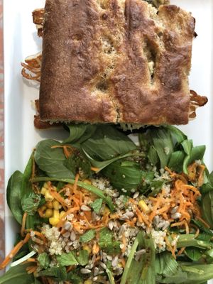 Focaccia with vegan mozzarella and bacon, mixed salad and quinoa  at Jo and Nana Cakes in Paris