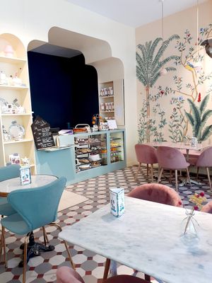  at Jo and Nana Cakes in Paris