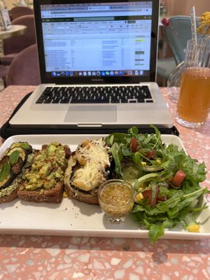 Tartines complètes   at Jo and Nana Cakes in Paris
