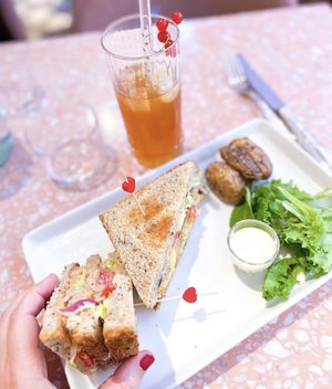 Club sandwich   at Jo and Nana Cakes in Paris