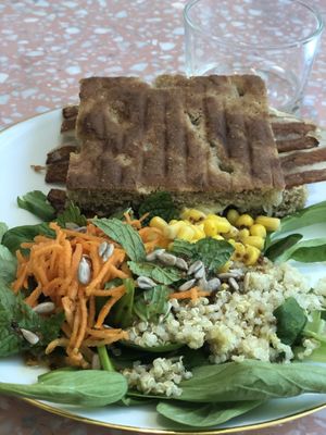 Focaccia with salad  at Jo and Nana Cakes in Paris