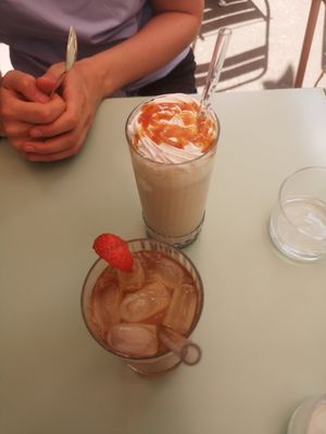  at Jo and Nana Cakes in Paris