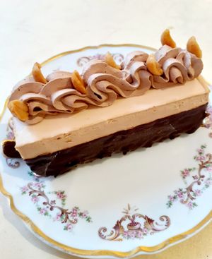 🤎 at Jo and Nana Cakes in Paris