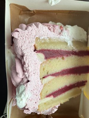 Layer cake  at Jo and Nana Cakes in Paris