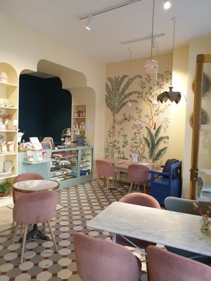 Interior at Jo and Nana Cakes in Paris