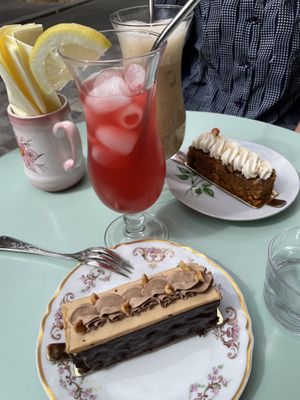   at Jo and Nana Cakes in Paris