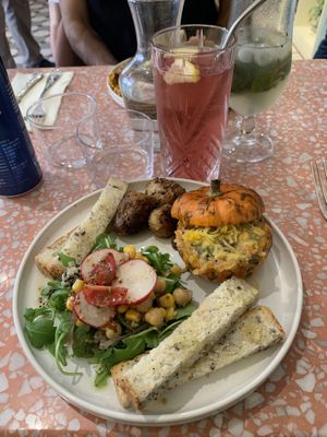   at Jo and Nana Cakes in Paris