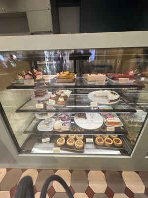   at Jo and Nana Cakes in Paris