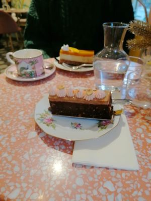  at Jo and Nana Cakes in Paris